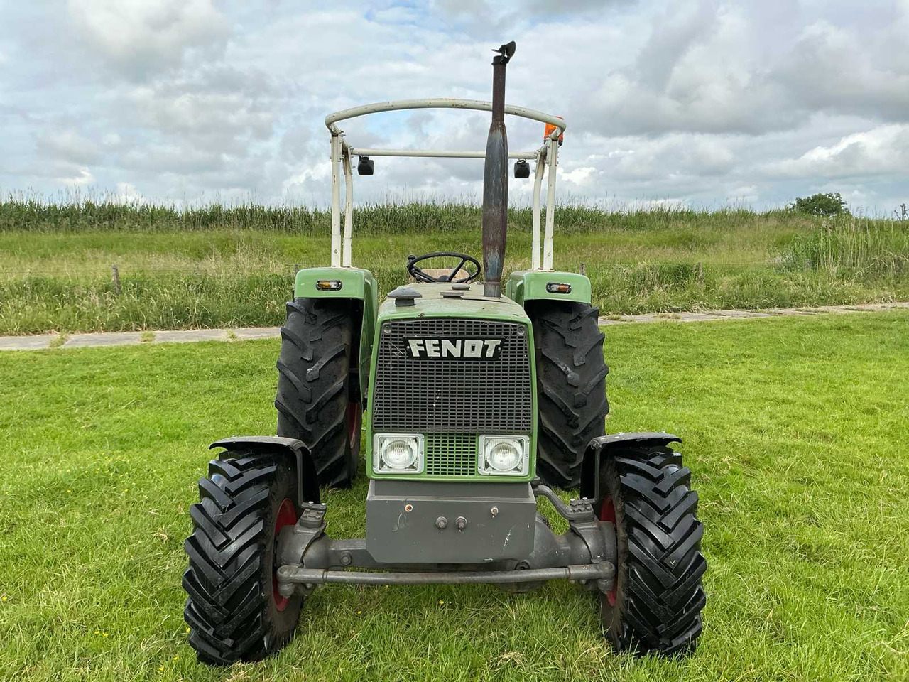 Fendt 3SA - Трактор: фото 2 Fendt 3SA - Трактор: фото 2