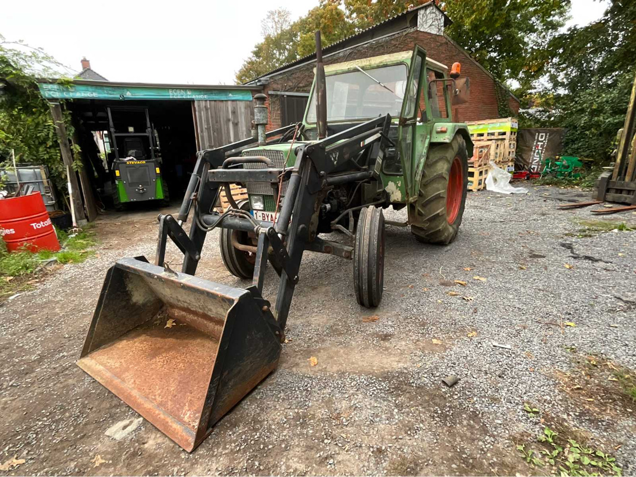 Fendt Farmer 106S Turbomatik - Трактор: фото 1 Fendt Farmer 106S Turbomatik - Трактор: фото 1