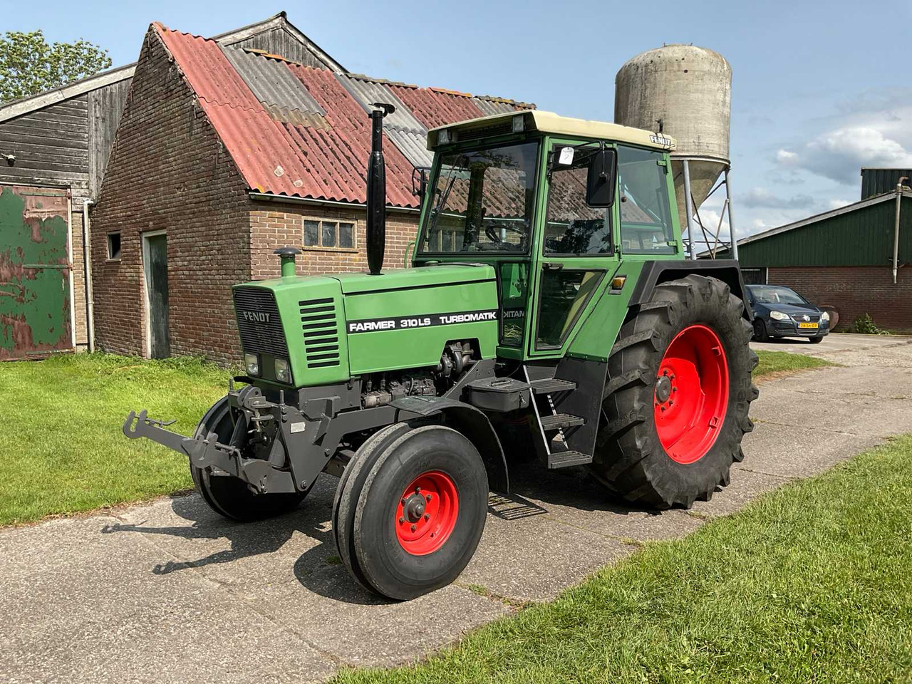 Fendt Farmer 310LS Turbomatik - Трактор: фото 1 Fendt Farmer 310LS Turbomatik - Трактор: фото 1