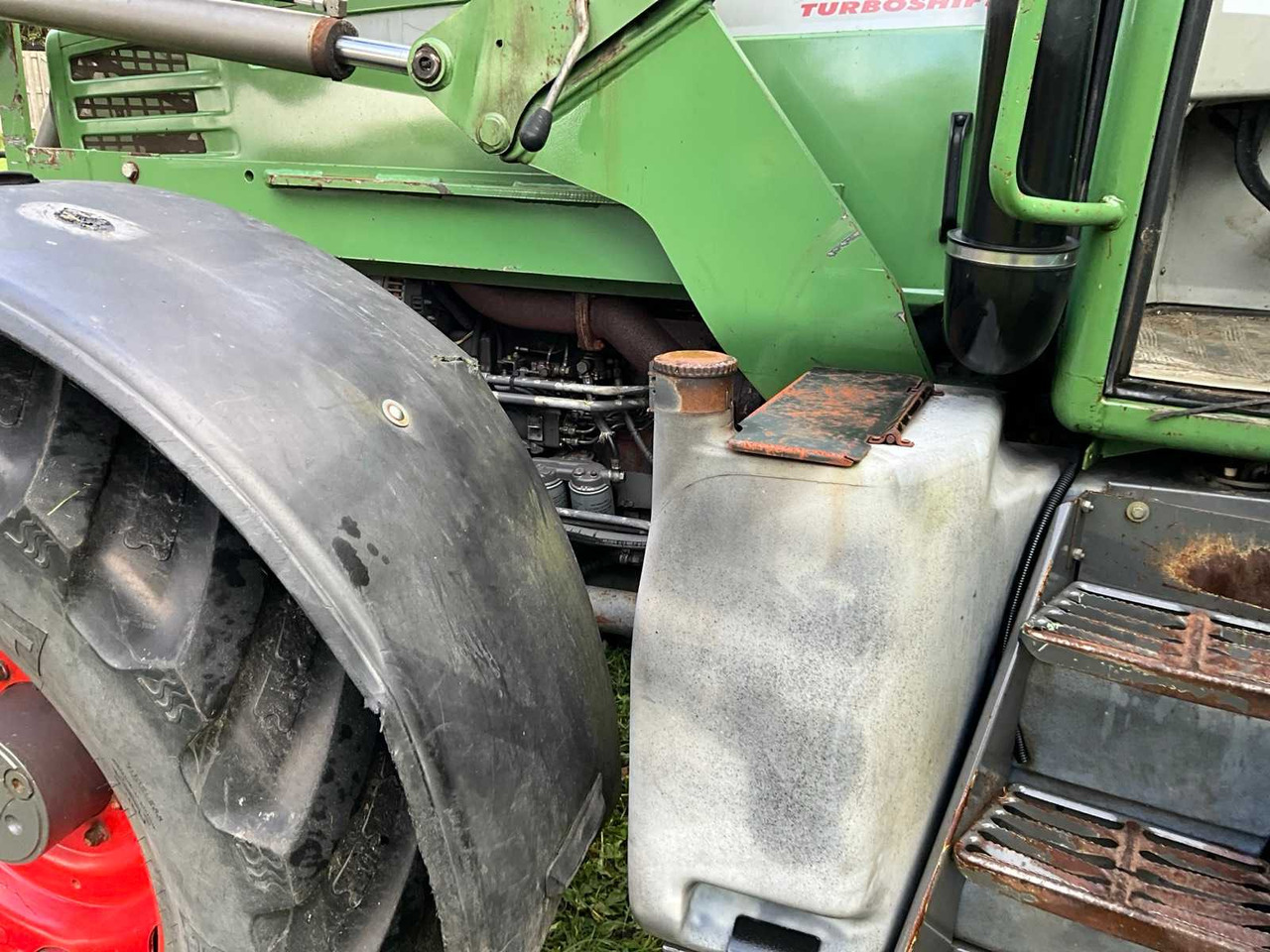 Трактор Fendt Favorit 514 C Turboshift: фото 30 Трактор Fendt Favorit 514 C Turboshift: фото 30