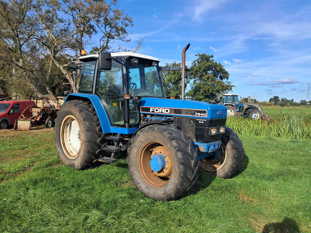 Ford 7840 - Трактор: фото 2 Ford 7840 - Трактор: фото 2