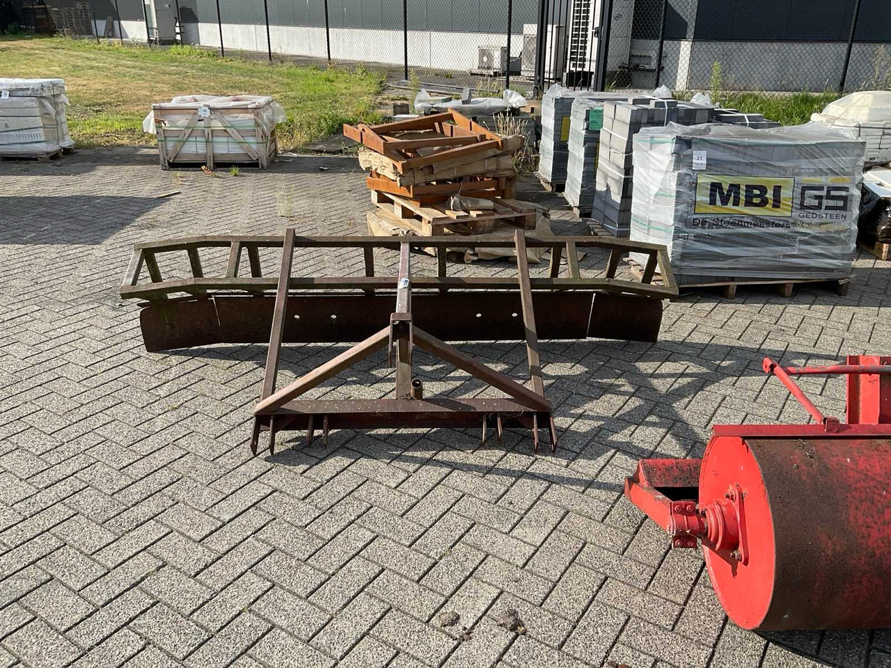 Ground slide - Техника для обработки почвы: фото 3 Ground slide - Техника для обработки почвы: фото 3