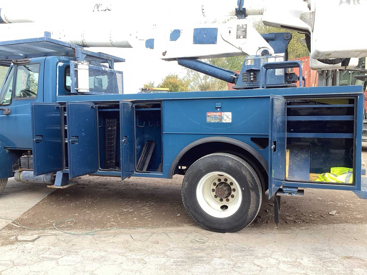 2005 INTERNATIONAL 4300 SBA 4X2 TRUCK-MOUNTED BOOM LIFT - Грузовик: фото 5 2005 INTERNATIONAL 4300 SBA 4X2 TRUCK-MOUNTED BOOM LIFT - Грузовик: фото 5