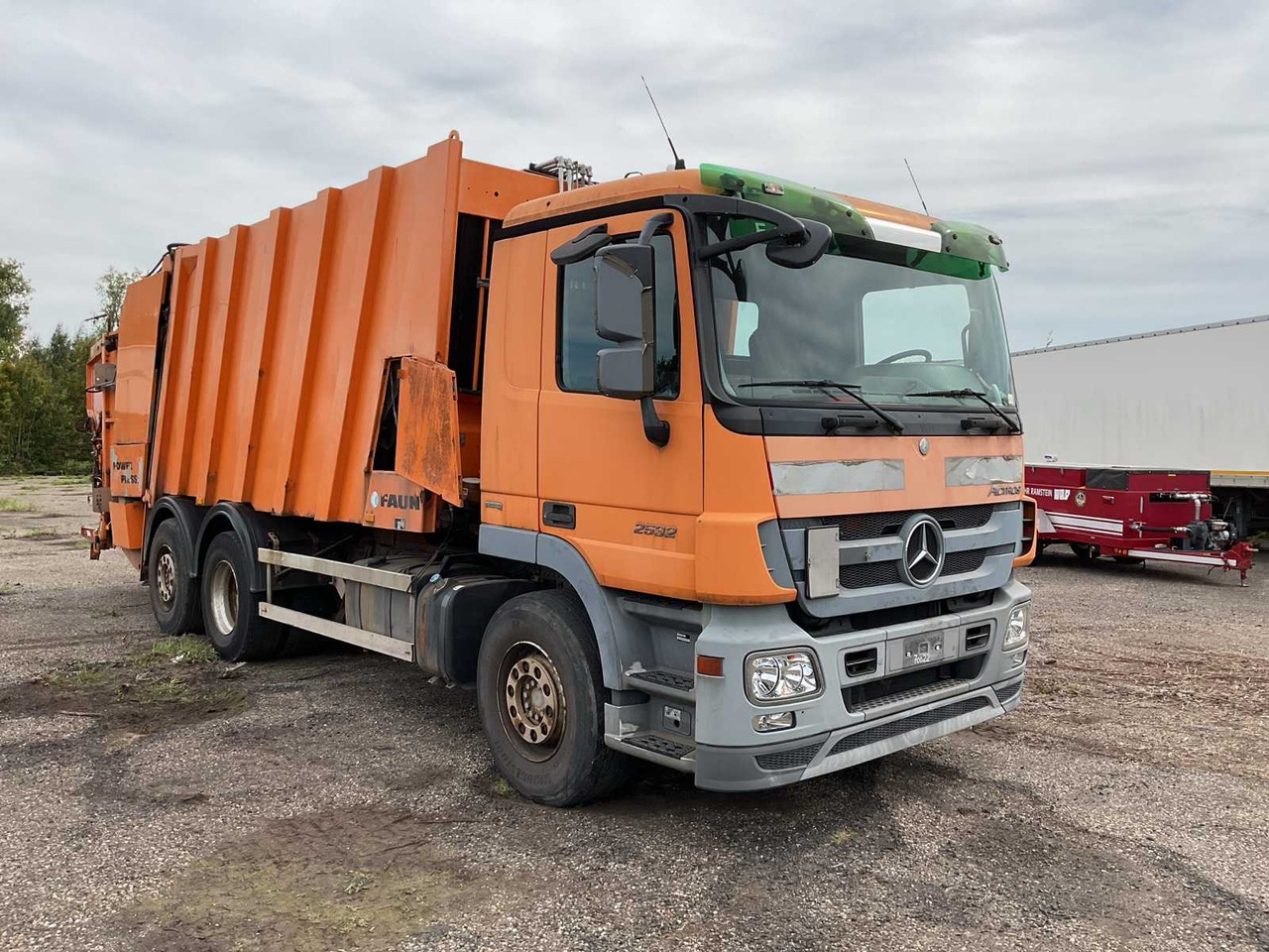2009 MERCEDES-BENZ ACTROS 2532 GARBAGE TRUCK - Грузовик: фото 2 2009 MERCEDES-BENZ ACTROS 2532 GARBAGE TRUCK - Грузовик: фото 2