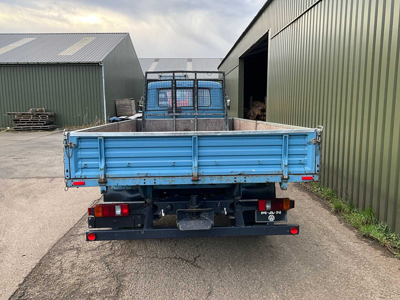 MAN - 6.90 - TRUCK - 1986 - Грузовик: фото 5 MAN - 6.90 - TRUCK - 1986 - Грузовик: фото 5