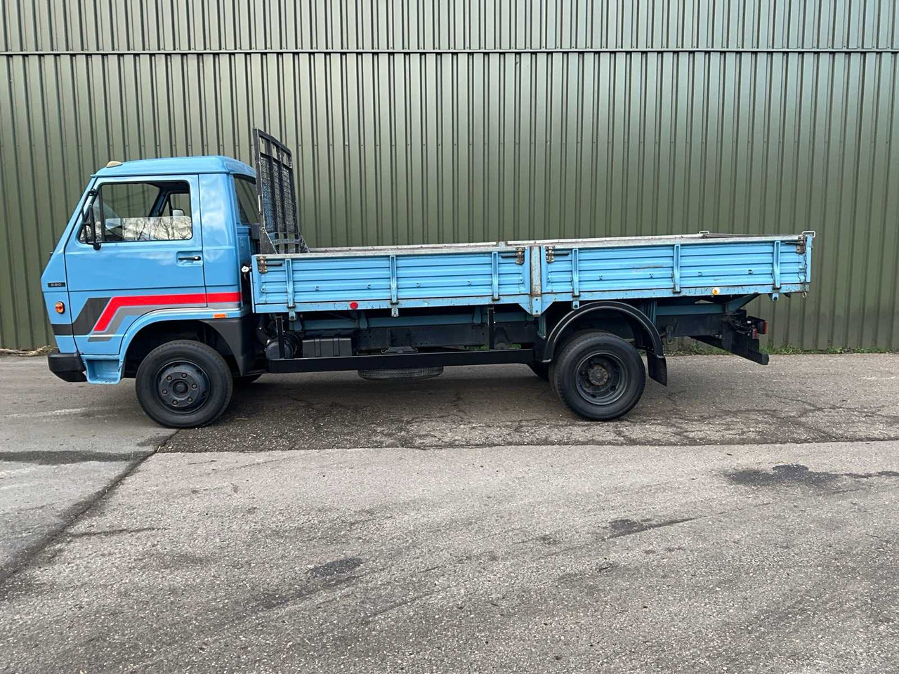 MAN - 6.90 - TRUCK - 1986 - Грузовик: фото 3 MAN - 6.90 - TRUCK - 1986 - Грузовик: фото 3