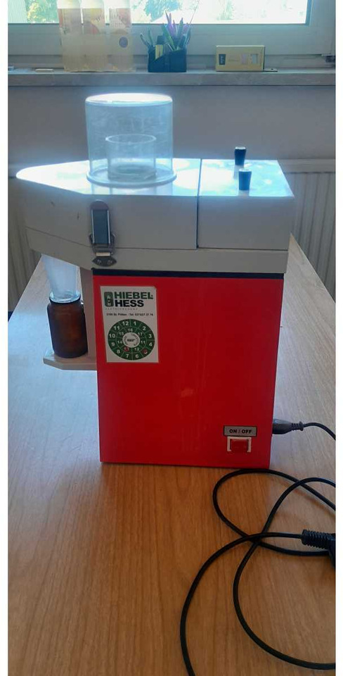 Hammer mill for grain samples - Оборудование для хранения: фото 1 Hammer mill for grain samples - Оборудование для хранения: фото 1