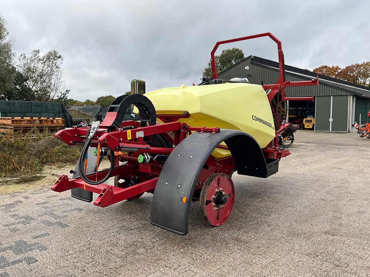 Hardi Commander 33i - Опрыскиватель: фото 3 Hardi Commander 33i - Опрыскиватель: фото 3