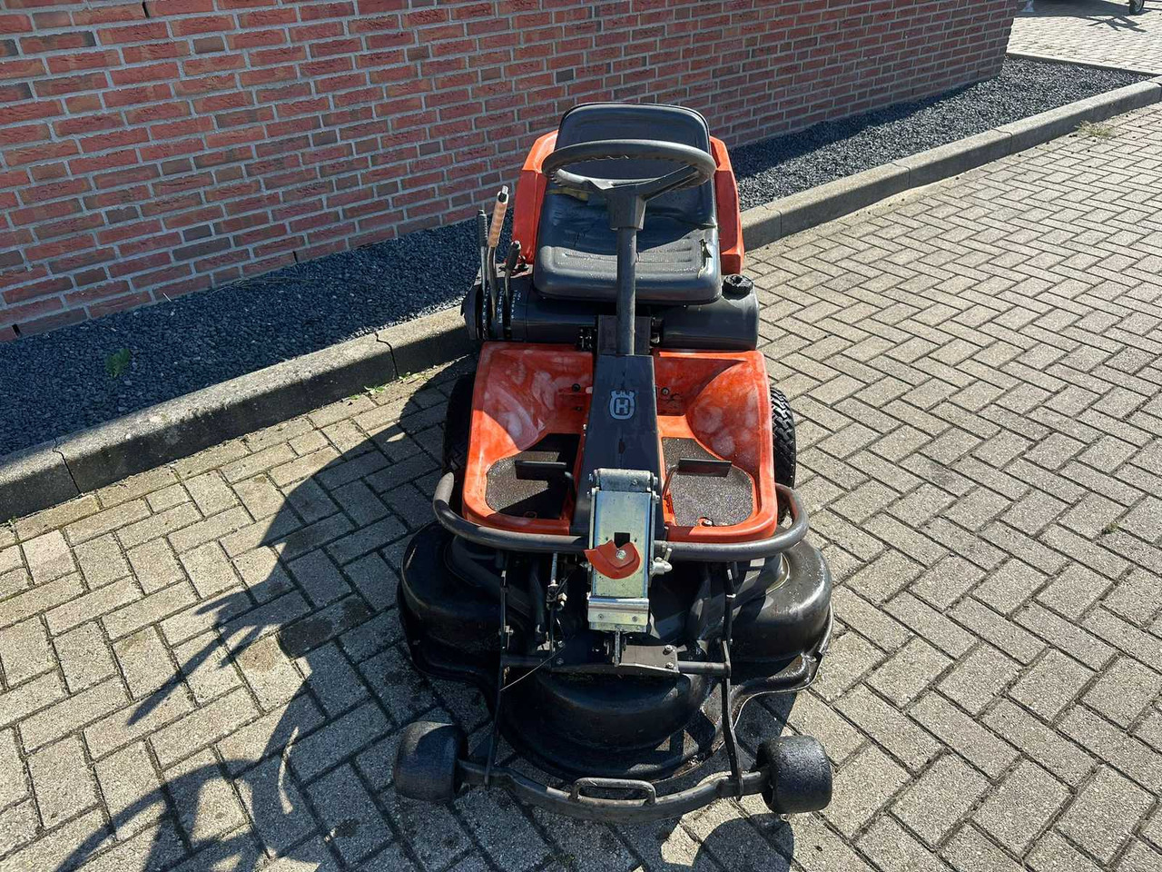 Husqvarna rider 11 - Газонокосилка: фото 4 Husqvarna rider 11 - Газонокосилка: фото 4