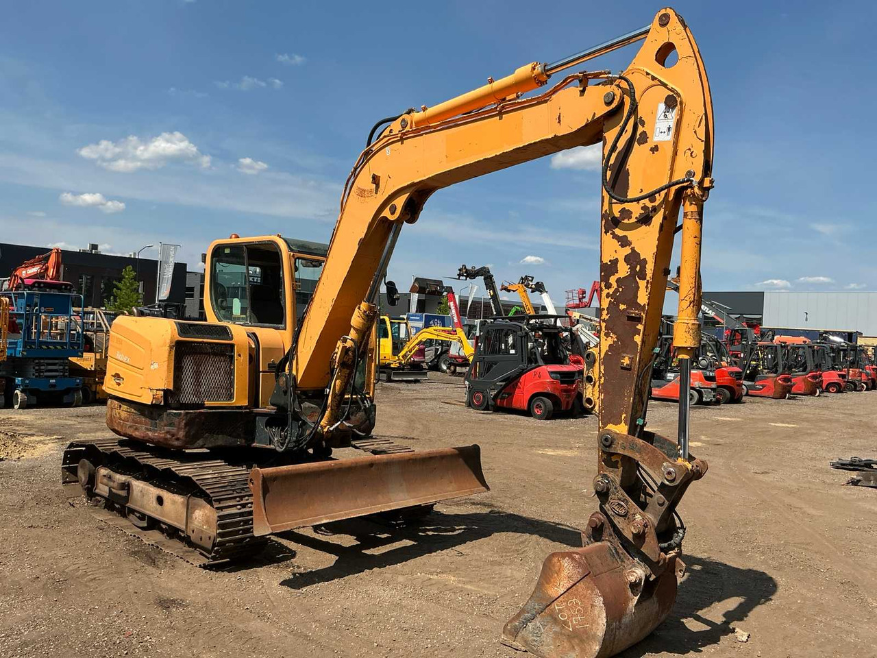 Hyundai Robex 80cr - Гусеничный экскаватор: фото 5 Hyundai Robex 80cr - Гусеничный экскаватор: фото 5