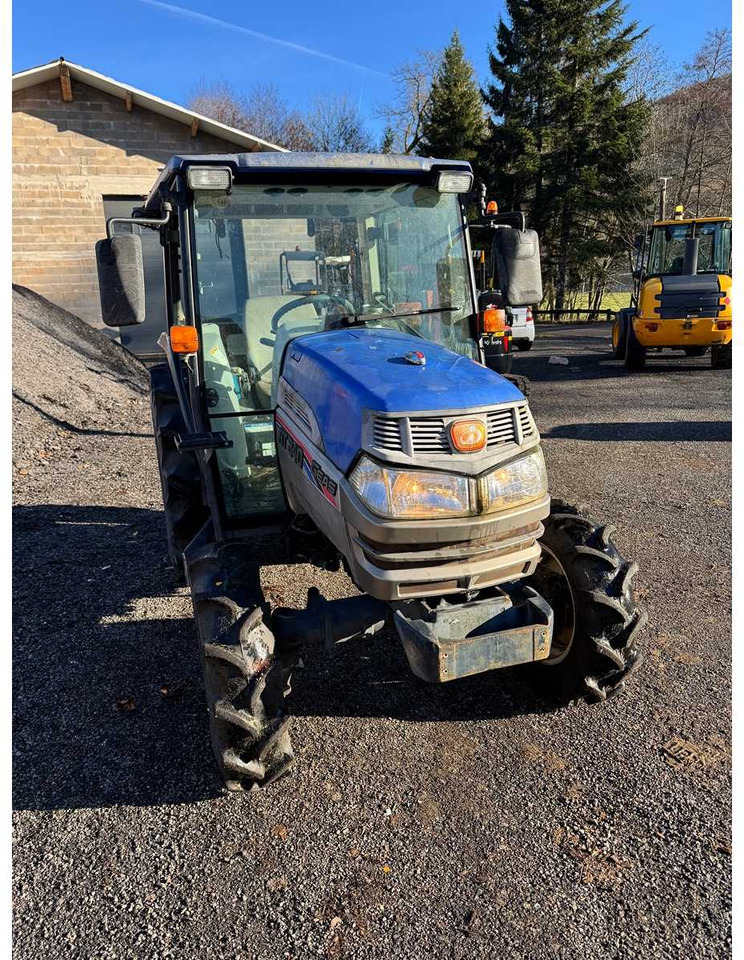 ISEKI - 2012 - AT340 - 4WD AGRICULTURAL TRACTOR - Трактор: фото 2 ISEKI - 2012 - AT340 - 4WD AGRICULTURAL TRACTOR - Трактор: фото 2