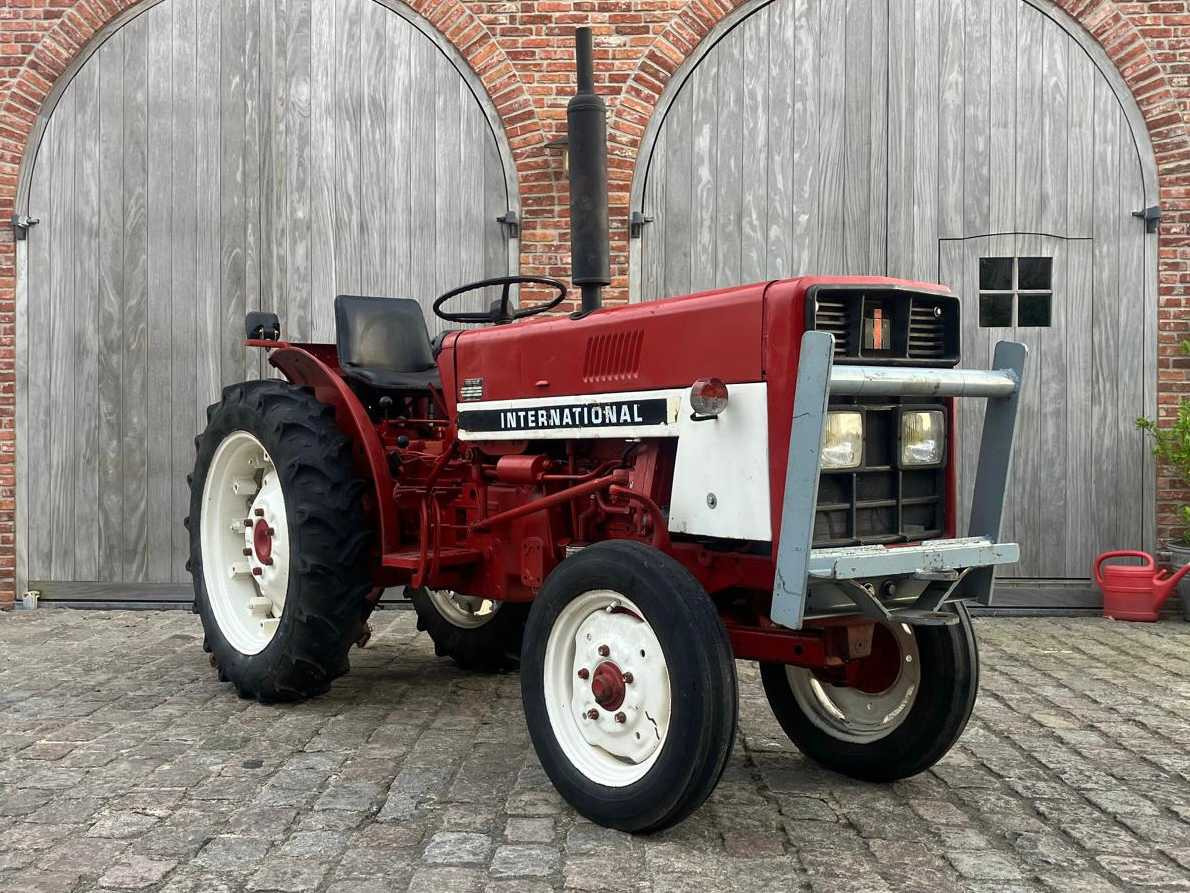 International Harvester - Минитрактор: фото 4 International Harvester - Минитрактор: фото 4