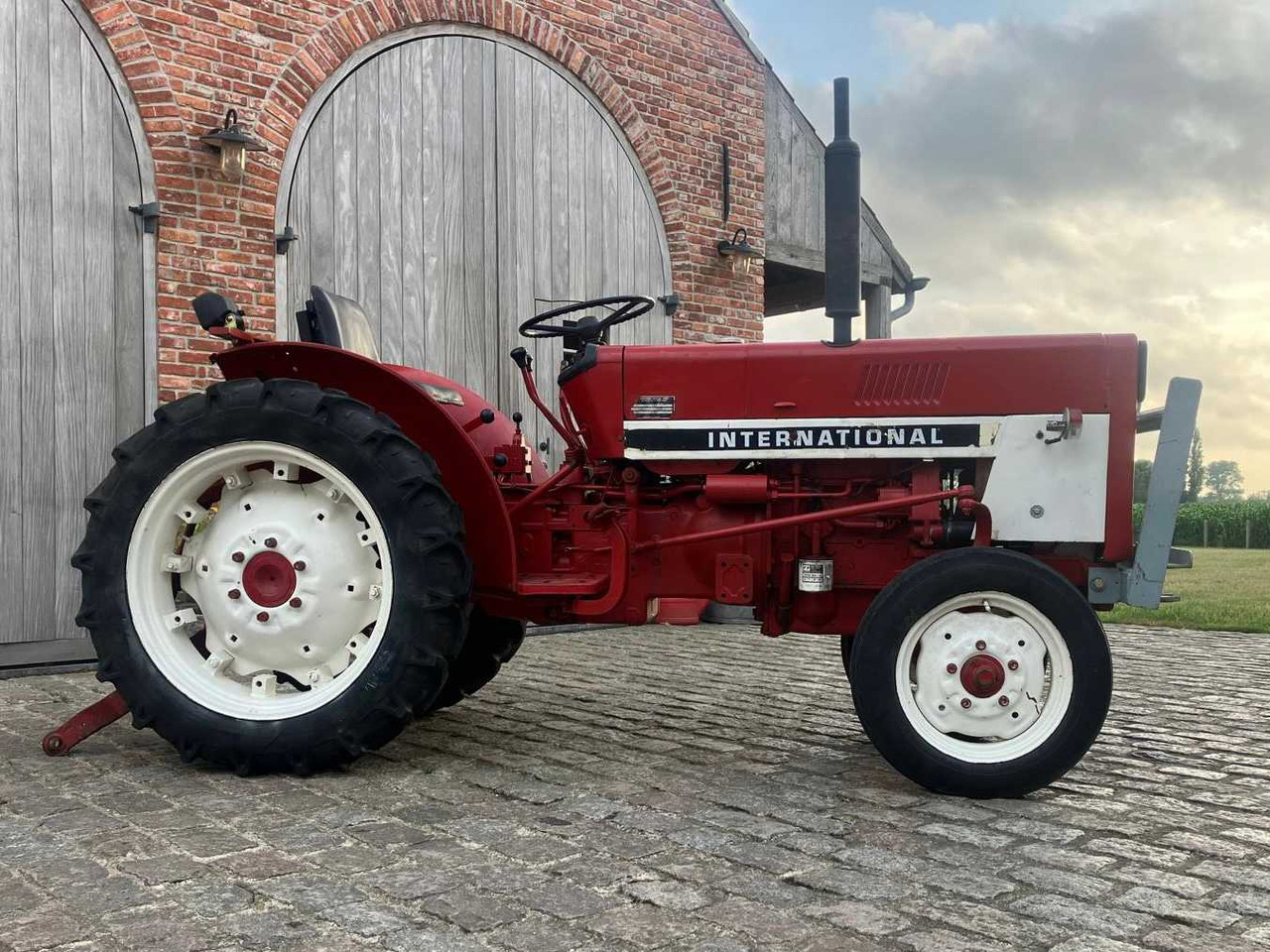 International Harvester - Минитрактор: фото 5 International Harvester - Минитрактор: фото 5