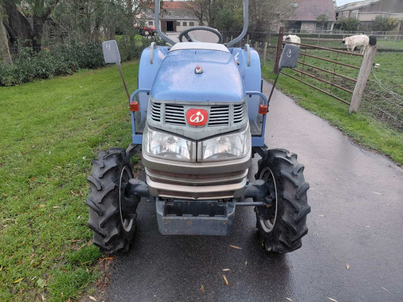 Iseki AT25 - Минитрактор: фото 3 Iseki AT25 - Минитрактор: фото 3