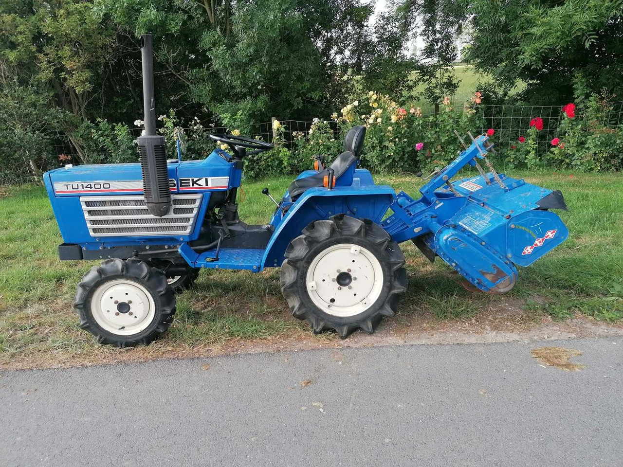 Iseki TU 1400 - Минитрактор: фото 1 Iseki TU 1400 - Минитрактор: фото 1