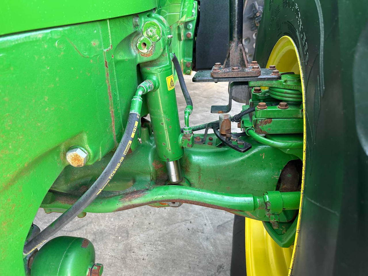 Трактор JOHN DEERE - 2013 - 7230R - ALL-WHEEL DRIVE FARM TRACTOR: фото 11 Трактор JOHN DEERE - 2013 - 7230R - ALL-WHEEL DRIVE FARM TRACTOR: фото 11