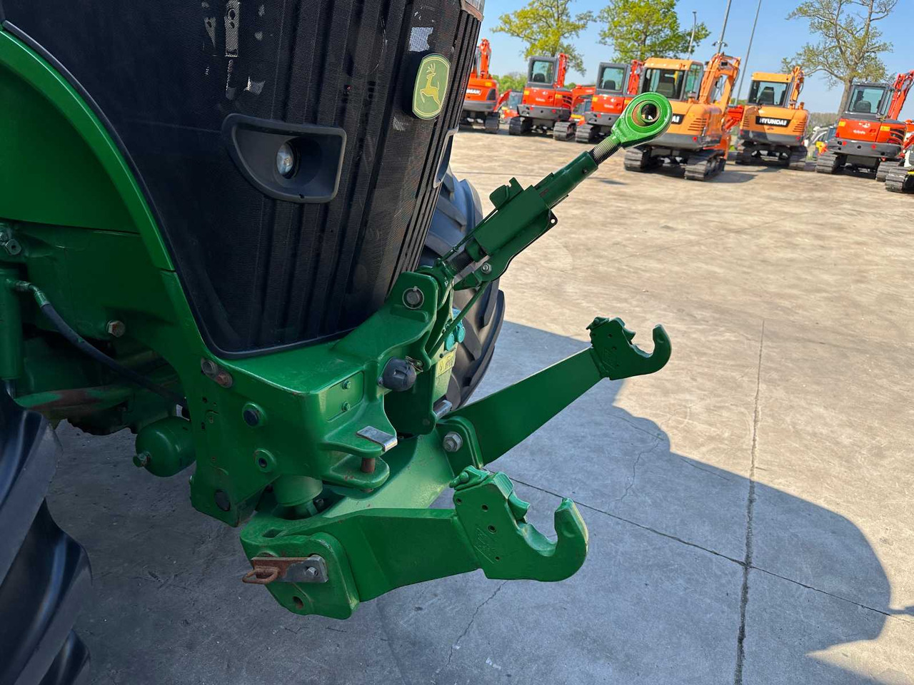 Трактор JOHN DEERE - 2013 - 7230R - ALL-WHEEL DRIVE FARM TRACTOR: фото 10 Трактор JOHN DEERE - 2013 - 7230R - ALL-WHEEL DRIVE FARM TRACTOR: фото 10