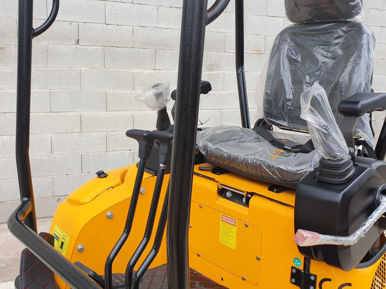 JPC HT18 MINI EXCAVATOR - Мини-экскаватор: фото 4 JPC HT18 MINI EXCAVATOR - Мини-экскаватор: фото 4