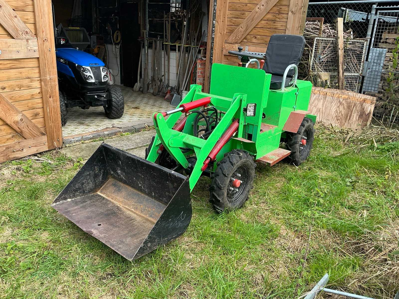 JPC ME18 SHOVEL - Колёсный погрузчик: фото 1 JPC ME18 SHOVEL - Колёсный погрузчик: фото 1