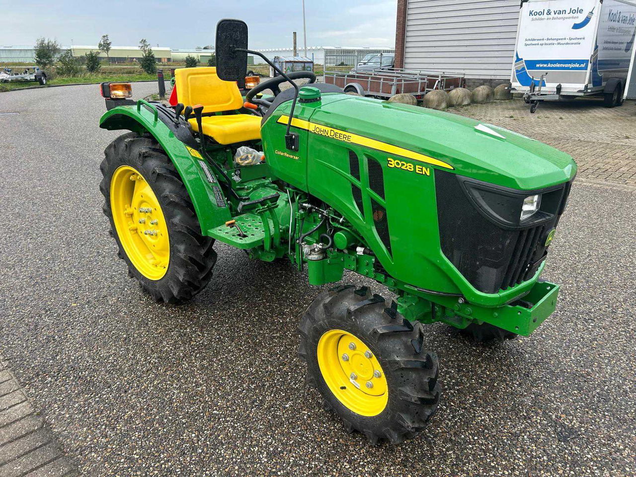 John Deere 3028 EN - Минитрактор: фото 5 John Deere 3028 EN - Минитрактор: фото 5