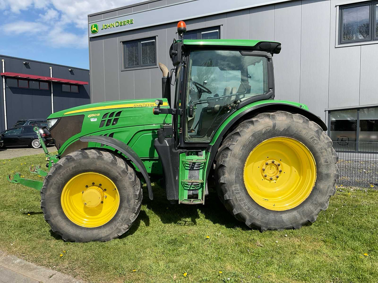 John Deere 6150R - Трактор: фото 2 John Deere 6150R - Трактор: фото 2