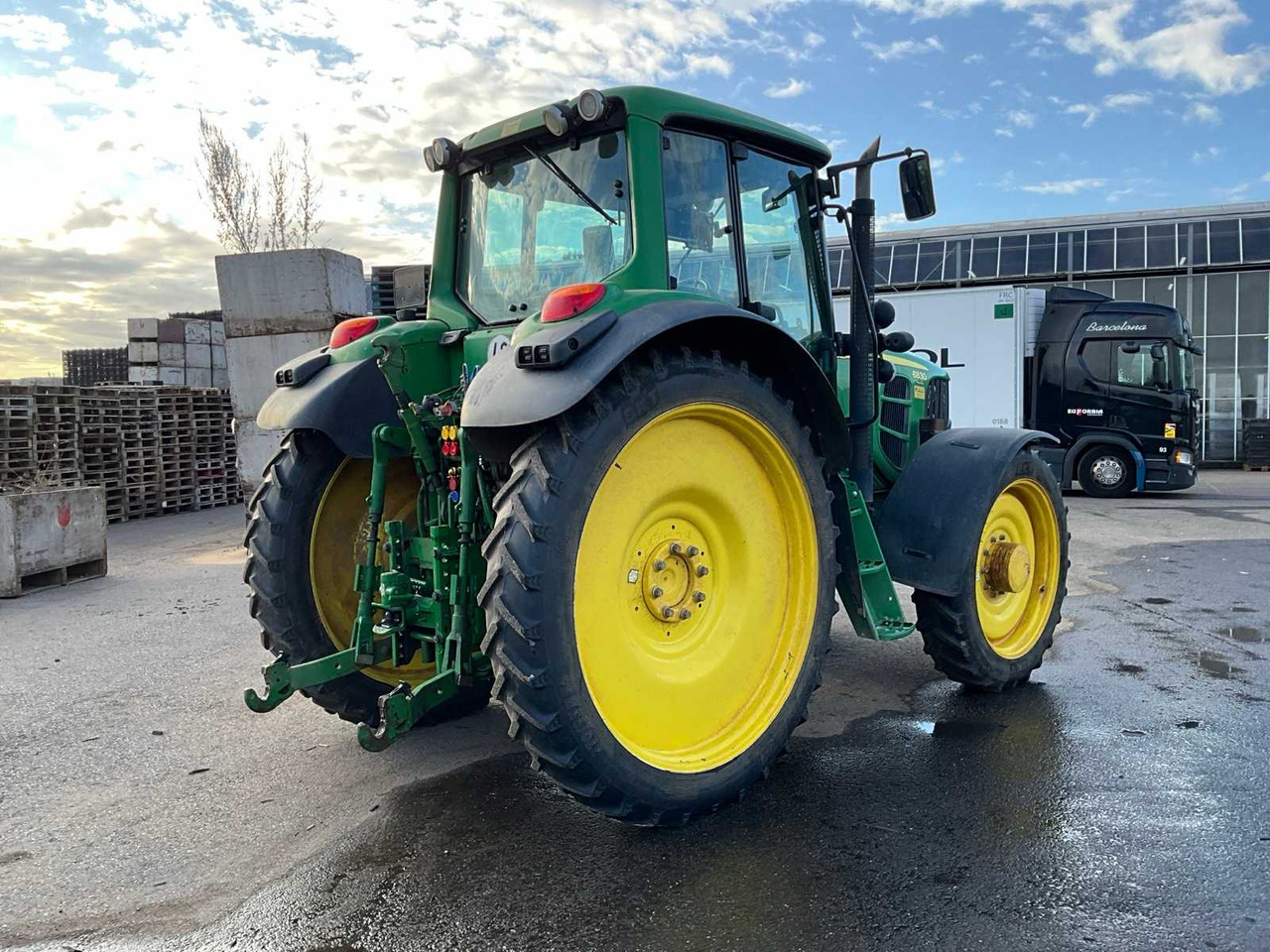 John Deere 6830 Premium - Трактор: фото 3 John Deere 6830 Premium - Трактор: фото 3