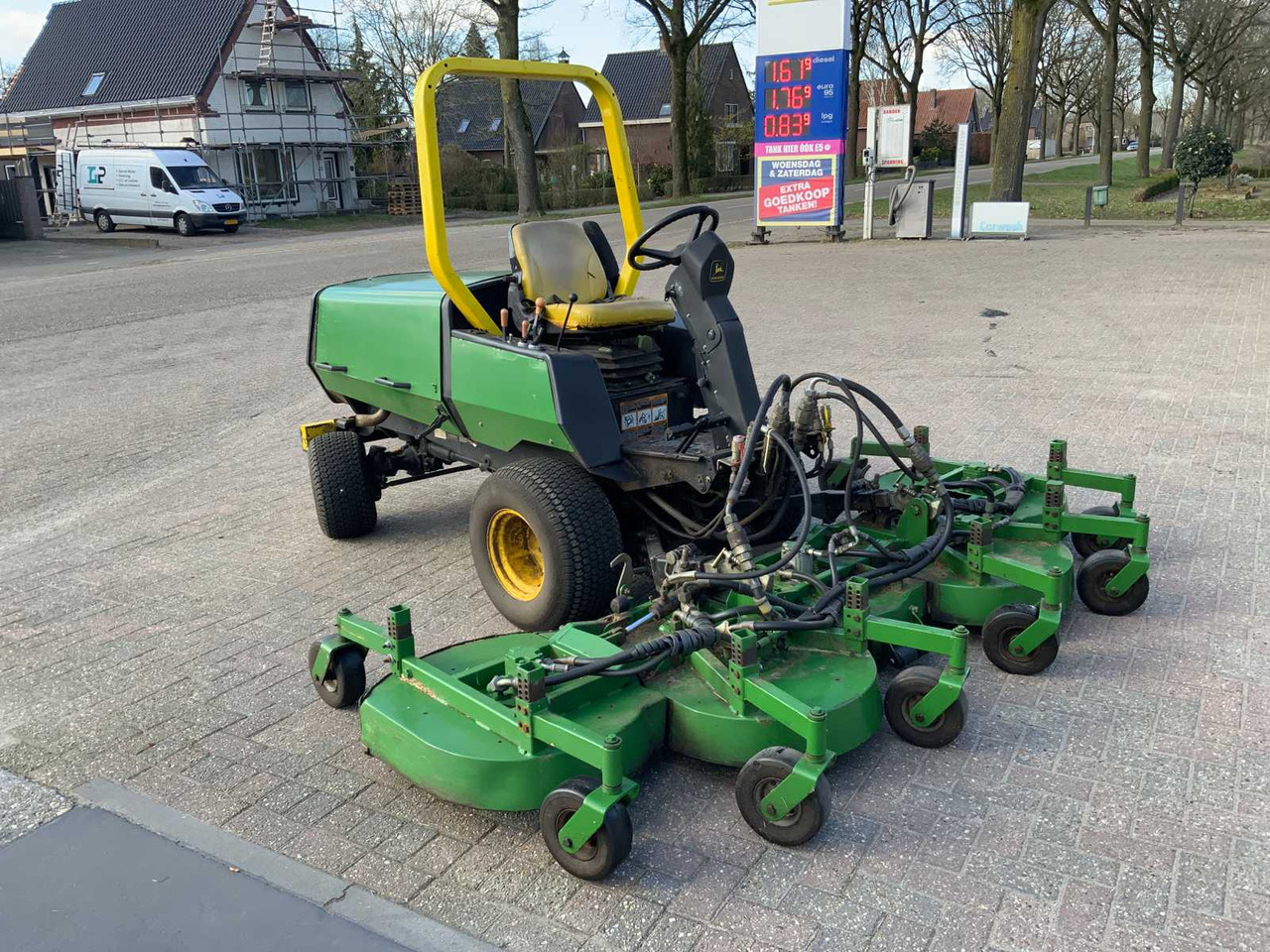 John Deere - Газонокосилка: фото 3 John Deere - Газонокосилка: фото 3