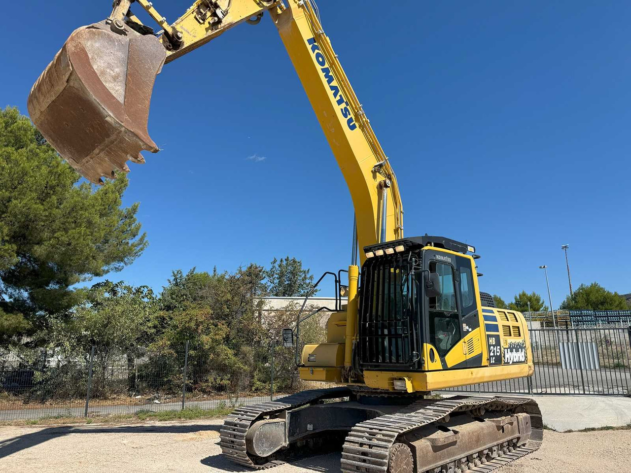 KOMATSU - 2017 - HB215LC-2 - CRAWLER EXCAVATOR - Экскаватор: фото 5 KOMATSU - 2017 - HB215LC-2 - CRAWLER EXCAVATOR - Экскаватор: фото 5