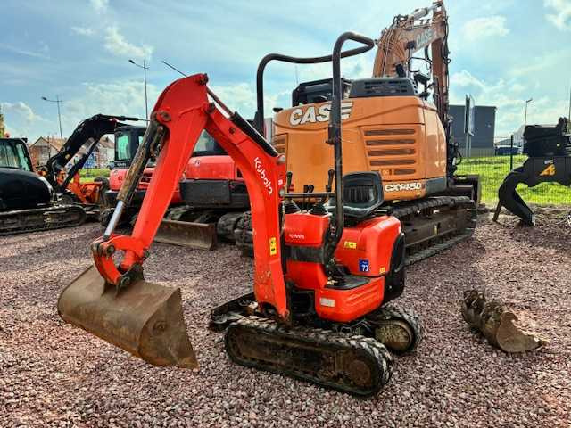 KUBOTA K 008-3 1 TON MINI CRAWLER EXCAVATOR - Мини-экскаватор: фото 2 KUBOTA K 008-3 1 TON MINI CRAWLER EXCAVATOR - Мини-экскаватор: фото 2