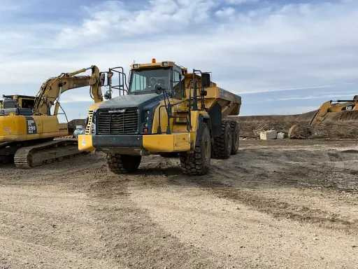 Komatsu HM400-3 - Внедорожный самосвал: фото 3 Komatsu HM400-3 - Внедорожный самосвал: фото 3