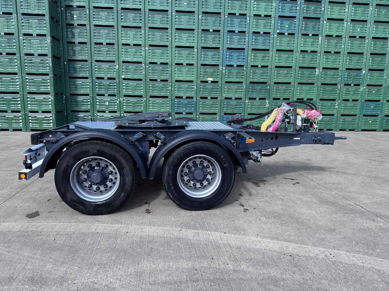 Krone Dolly - Сельскохозяйственный прицеп-самосвал: фото 2 Krone Dolly - Сельскохозяйственный прицеп-самосвал: фото 2