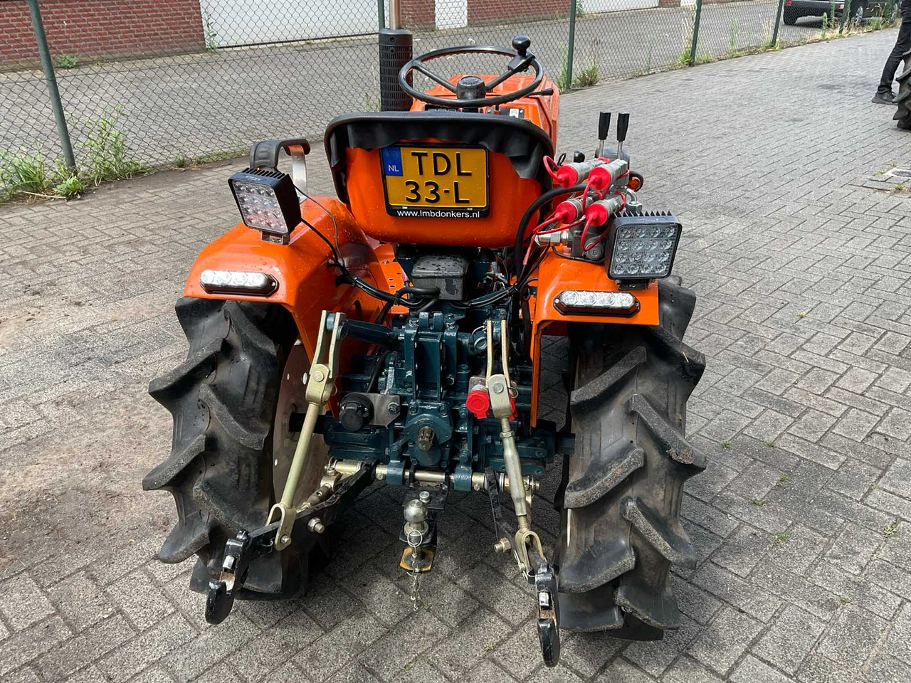 Kubota B1500DT - Минитрактор: фото 4 Kubota B1500DT - Минитрактор: фото 4