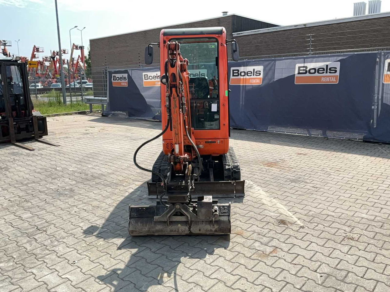 Kubota KX016-4 - Мини-экскаватор: фото 3 Kubota KX016-4 - Мини-экскаватор: фото 3