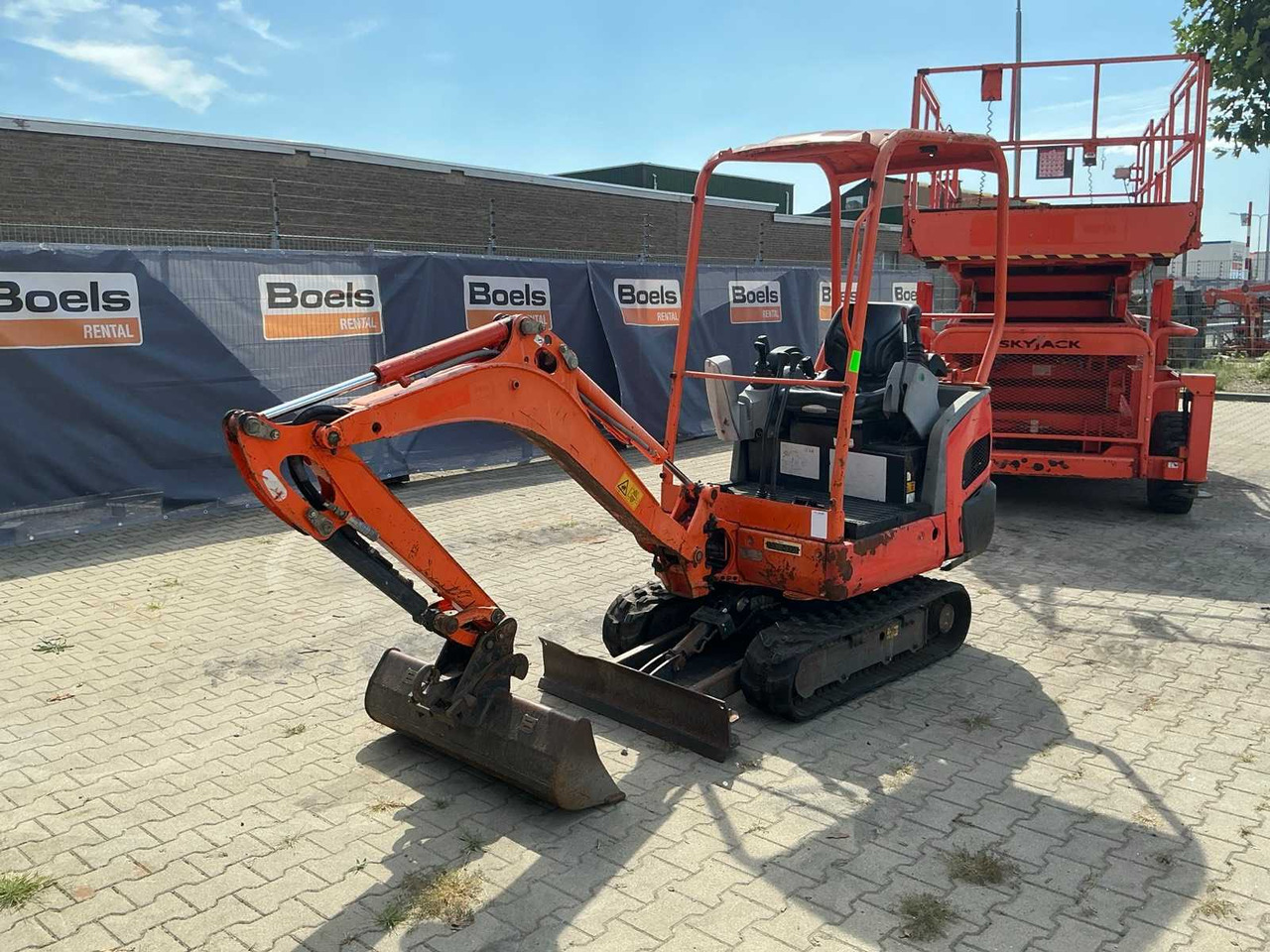 Kubota KX016-4HG - Мини-экскаватор: фото 2 Kubota KX016-4HG - Мини-экскаватор: фото 2