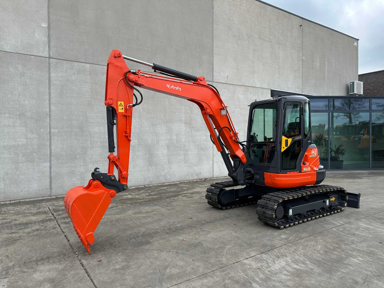 Kubota KX161-3 - Гусеничный экскаватор: фото 1 Kubota KX161-3 - Гусеничный экскаватор: фото 1