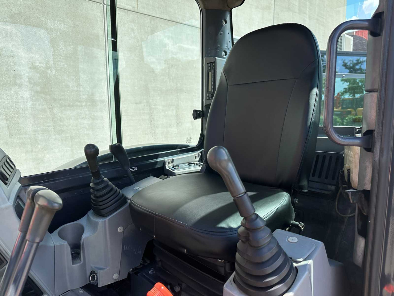 Гусеничный экскаватор Kubota KX165-5: фото 34
