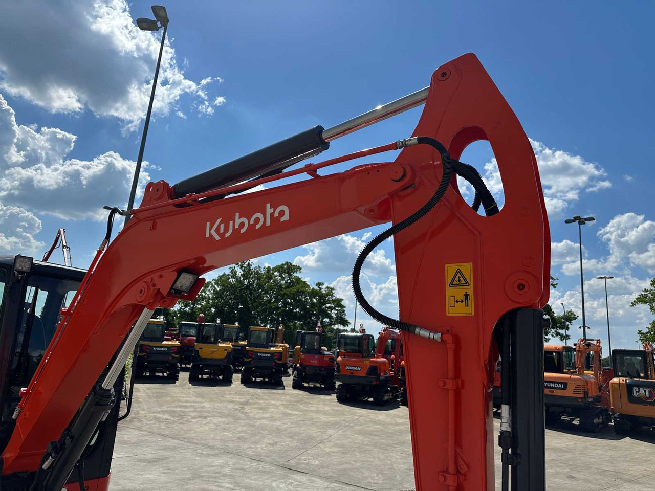 Гусеничный экскаватор Kubota KX165-5: фото 12