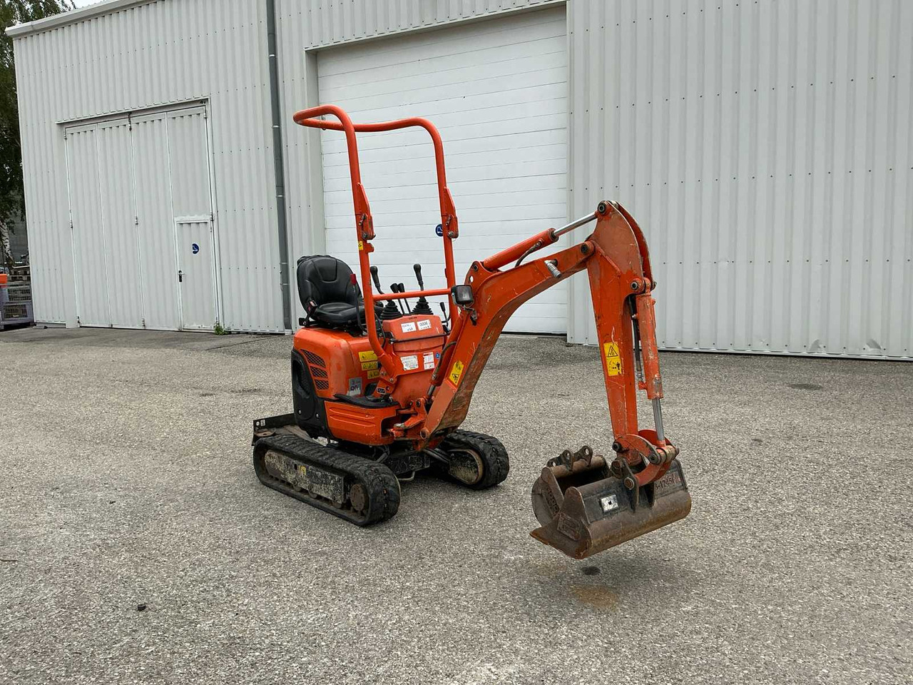 Kubota U10-3 - Мини-экскаватор: фото 1 Kubota U10-3 - Мини-экскаватор: фото 1