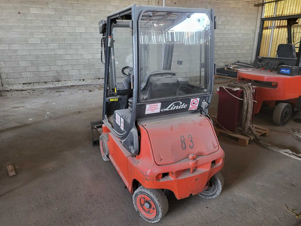 LINDE - E16P-02 - FORKLIFT TRUCKS - 2006 - Вилочный погрузчик: фото 3 LINDE - E16P-02 - FORKLIFT TRUCKS - 2006 - Вилочный погрузчик: фото 3