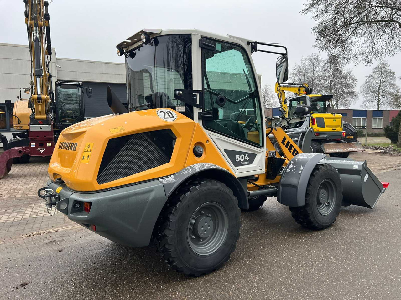 Liebherr L504 Compact - Колёсный погрузчик: фото 3 Liebherr L504 Compact - Колёсный погрузчик: фото 3