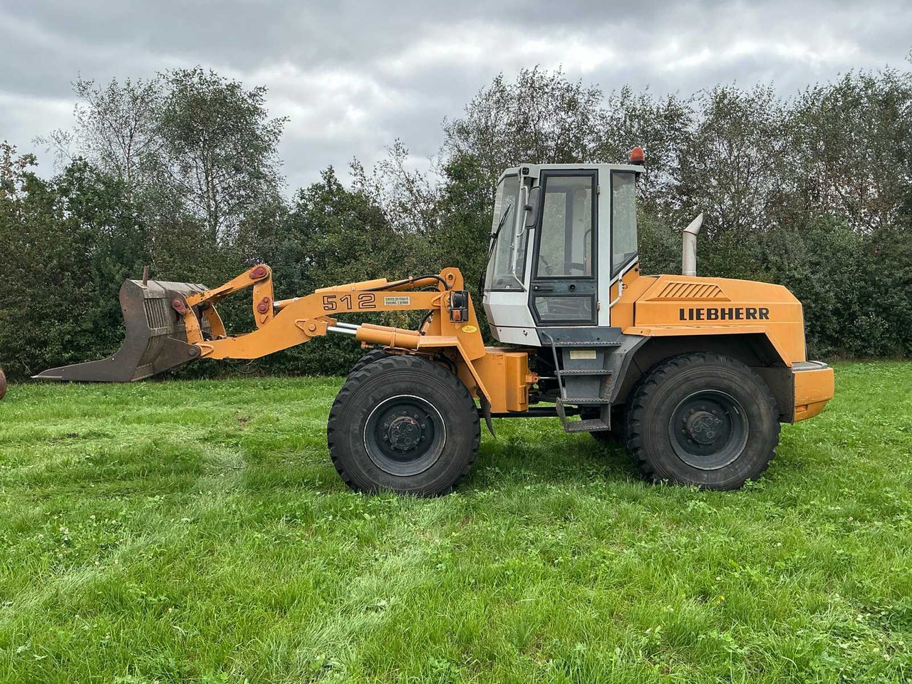 Liebherr L512 - Колёсный погрузчик: фото 3 Liebherr L512 - Колёсный погрузчик: фото 3