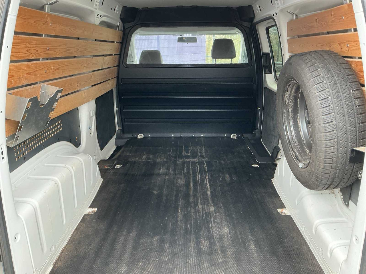 2019 - VOLKSWAGEN - CADDY - 1.4 TGI L2H1 ECOFUEL - CNG/NATURAL GAS/PETROL - COMMERCIAL VEHICLE - Лёгкий коммерческий автомобиль: фото 5 2019 - VOLKSWAGEN - CADDY - 1.4 TGI L2H1 ECOFUEL - CNG/NATURAL GAS/PETROL - COMMERCIAL VEHICLE - Лёгкий коммерческий автомобиль: фото 5