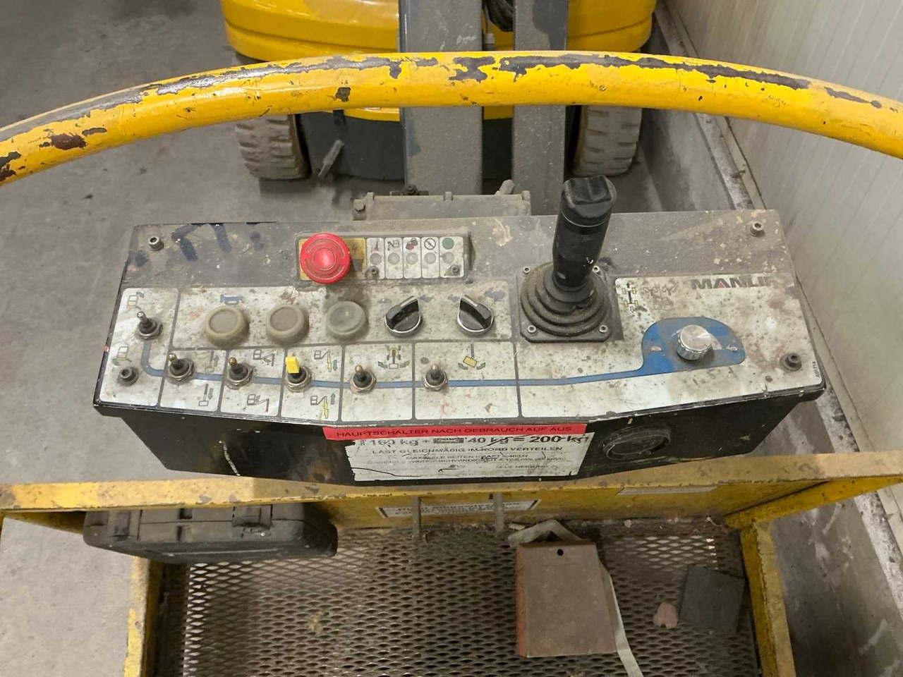 MANLIFT TOUCAN 1210 ARTICULATED WORK PLATFORM (2004) - Подъёмник: фото 4 MANLIFT TOUCAN 1210 ARTICULATED WORK PLATFORM (2004) - Подъёмник: фото 4