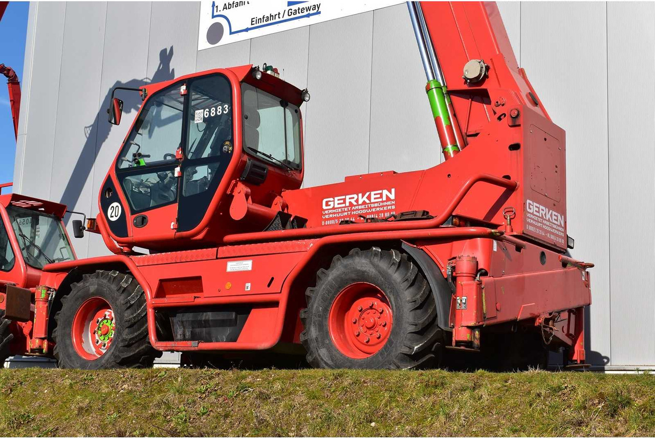 Merlo RT 40.25 - Мини-погрузчик с бортовым поворотом: фото 4 Merlo RT 40.25 - Мини-погрузчик с бортовым поворотом: фото 4