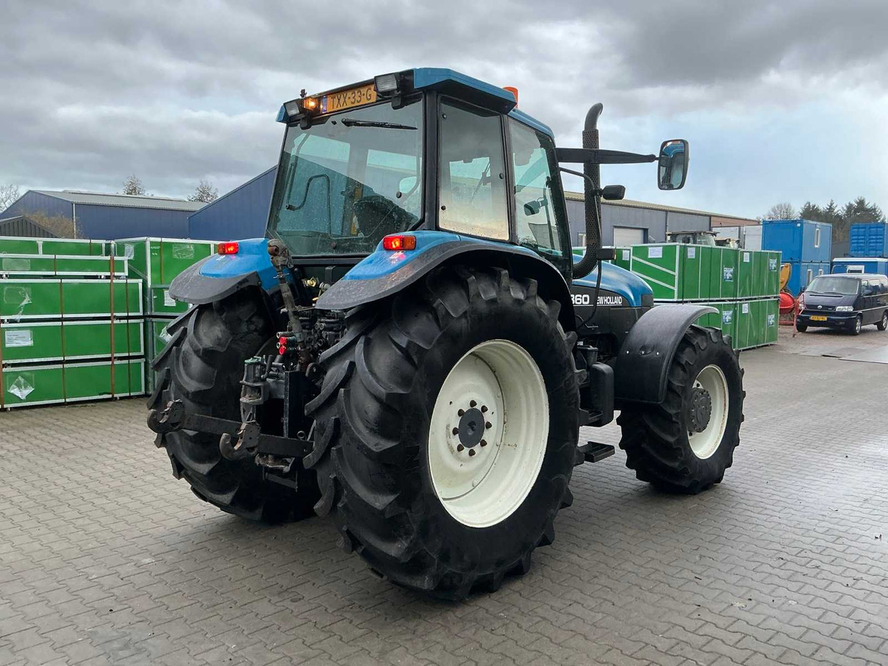 NEW HOLLAND 8360 ALL-WHEEL DRIVE FARM TRACTOR - Трактор: фото 4 NEW HOLLAND 8360 ALL-WHEEL DRIVE FARM TRACTOR - Трактор: фото 4