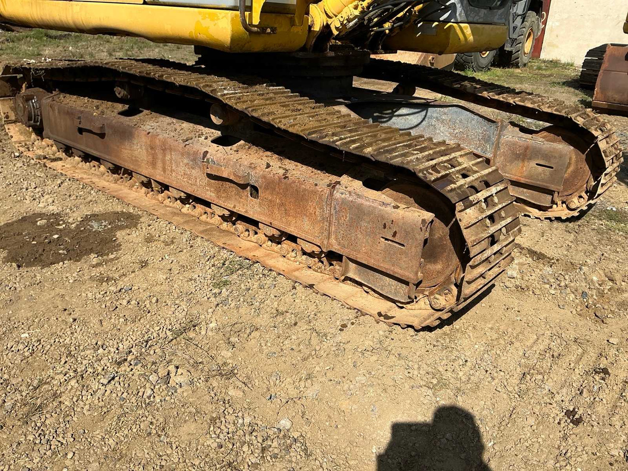 Гусеничный экскаватор NEW HOLLAND KOBELCO E 215B: фото 37