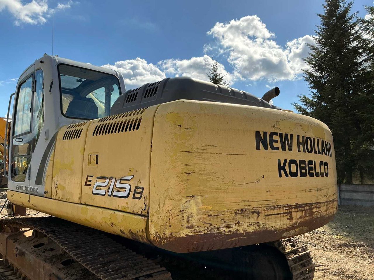 Гусеничный экскаватор NEW HOLLAND KOBELCO E 215B: фото 31