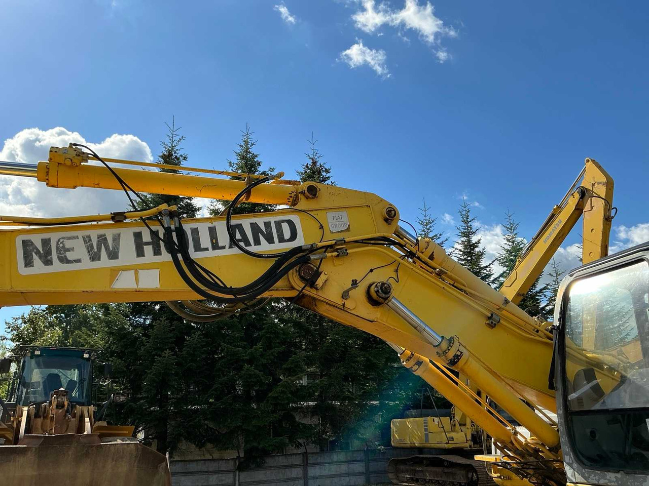 Гусеничный экскаватор NEW HOLLAND KOBELCO E 215B: фото 25