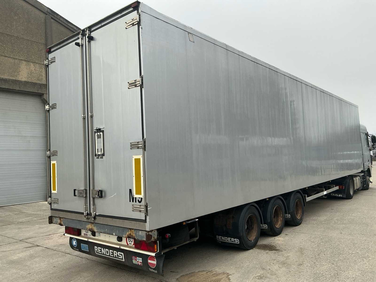 2001 RENDERS SEMI-TRAILER - Полуприцеп: фото 4 2001 RENDERS SEMI-TRAILER - Полуприцеп: фото 4