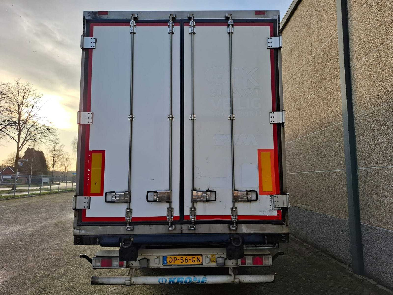 KRONE - 2016 - TKS MEETHANG - SEMI-TRAILER - Полуприцеп: фото 4 KRONE - 2016 - TKS MEETHANG - SEMI-TRAILER - Полуприцеп: фото 4